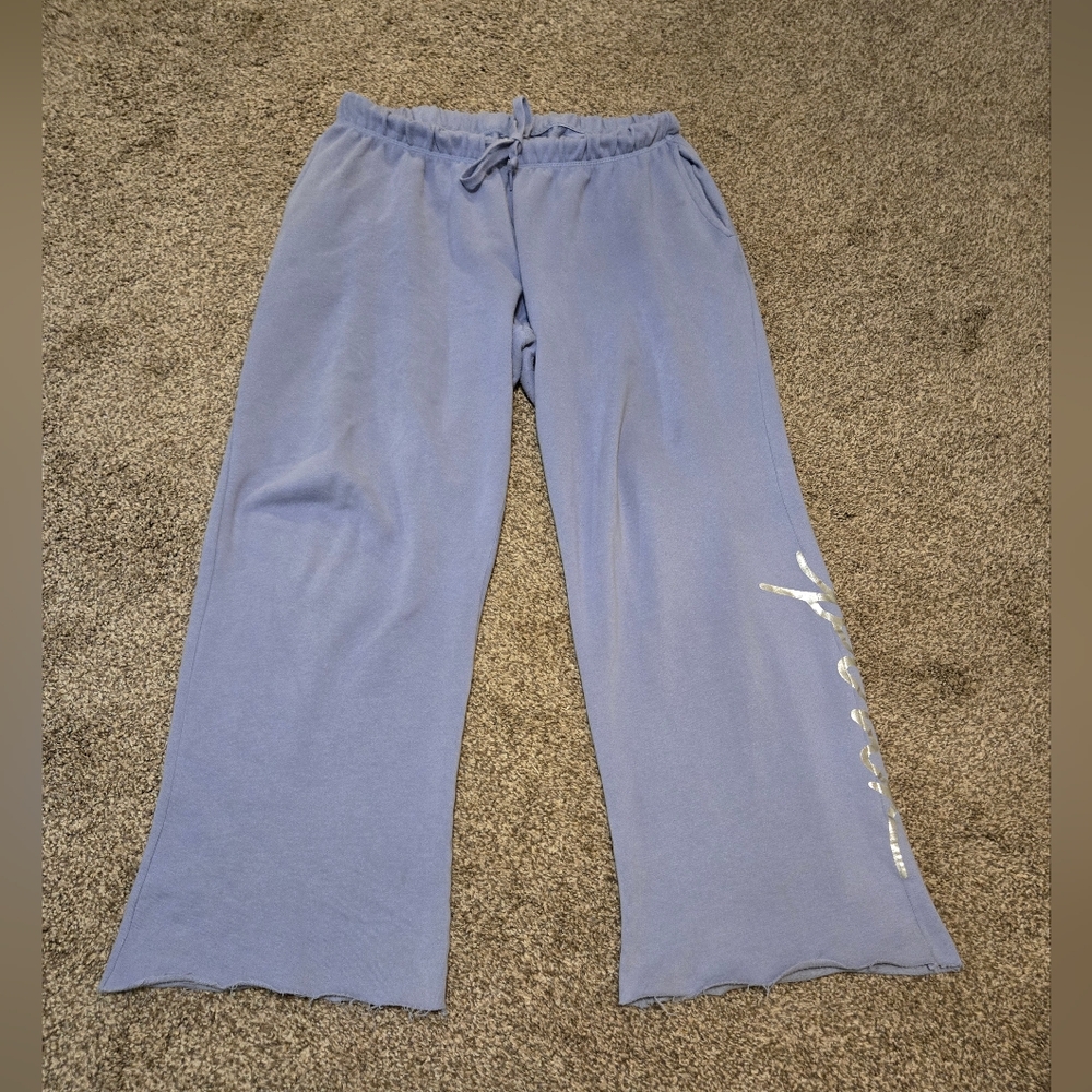Victoria Secret PINK lavender purple sweatpants size large in great condition
